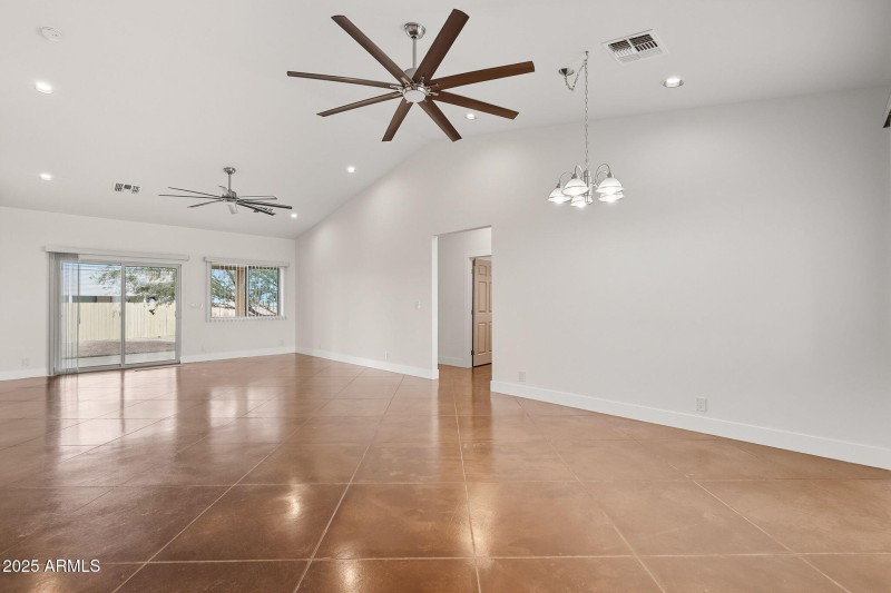 7-web-or-mls-Davis-7