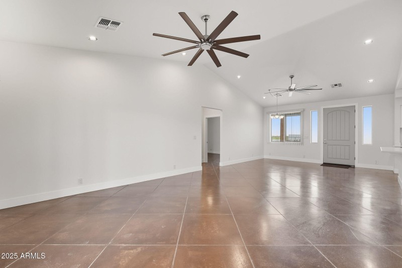 10-web-or-mls-Davis-10