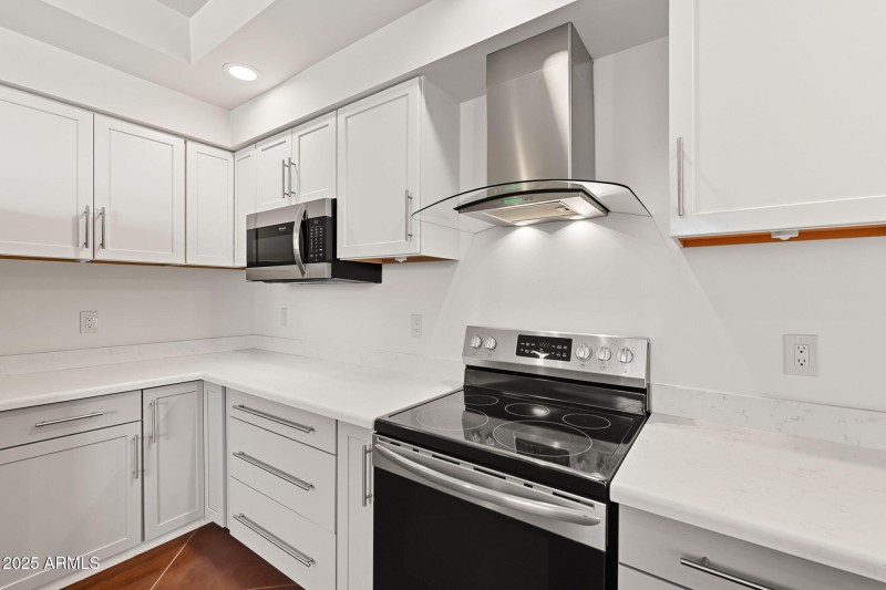 17-web-or-mls-Davis-17