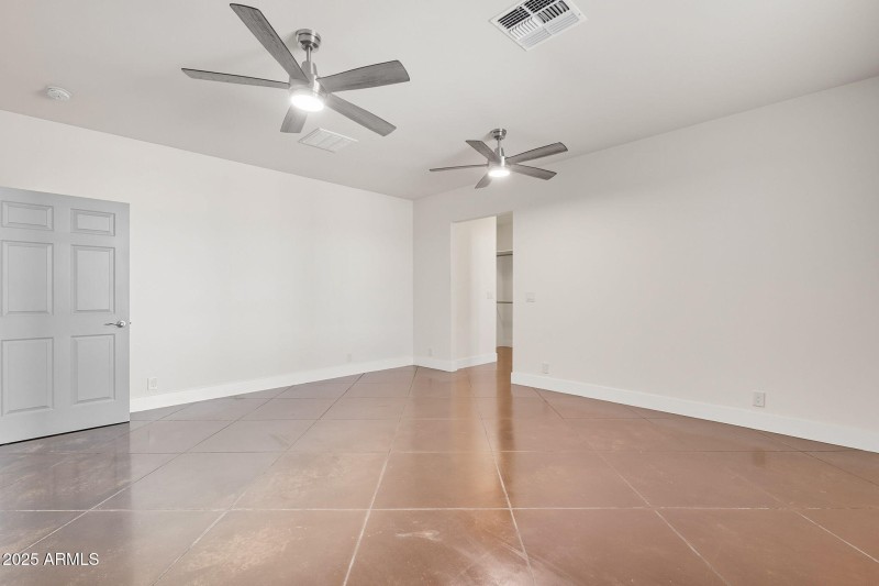 24-web-or-mls-Davis-24