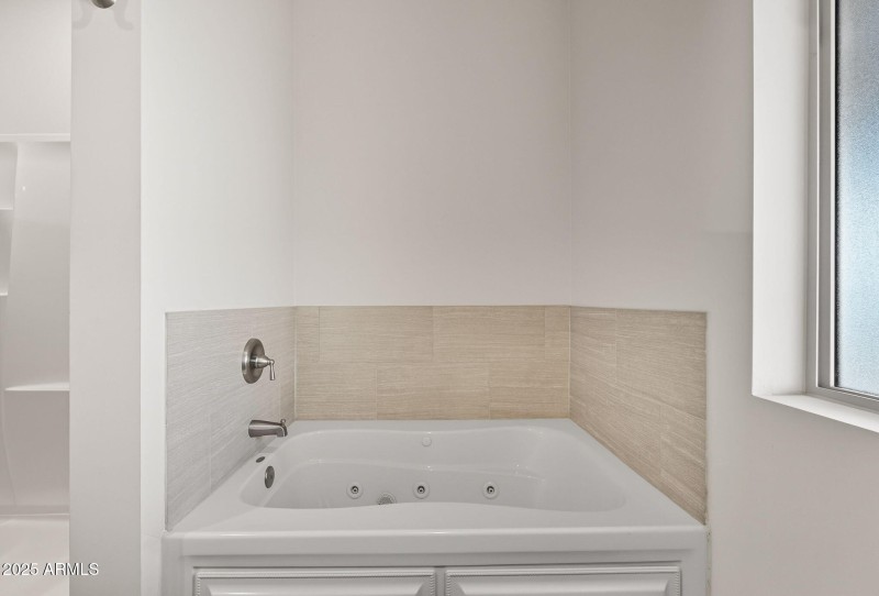 29-web-or-mls-Davis-29