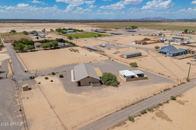 58-web-or-mls-Davis-58