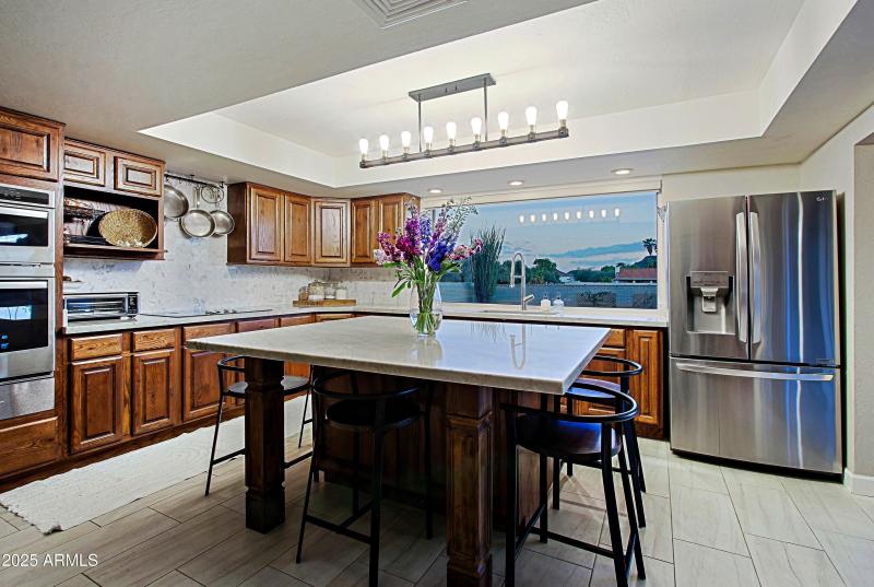 Grand kitchen