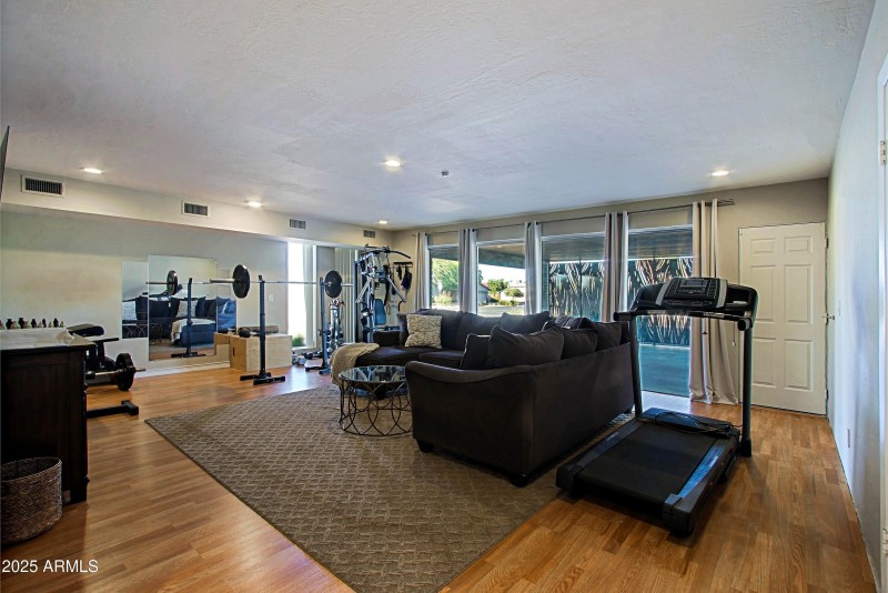 Bonus room