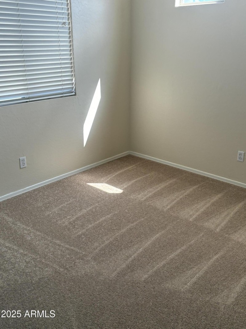 CARPETED 4TH BEDROOM