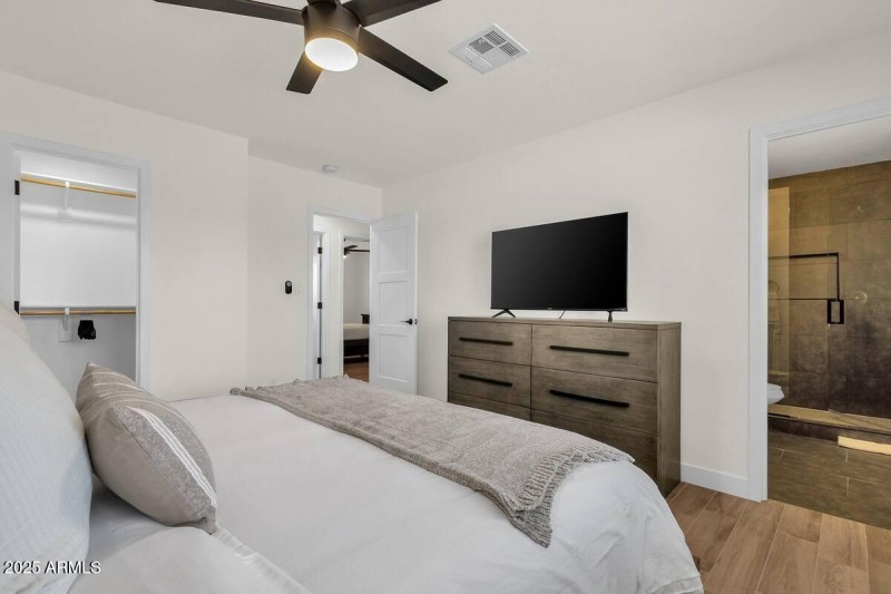 4c930c40-4381-4501-8d11-ce01a8e1eaa9