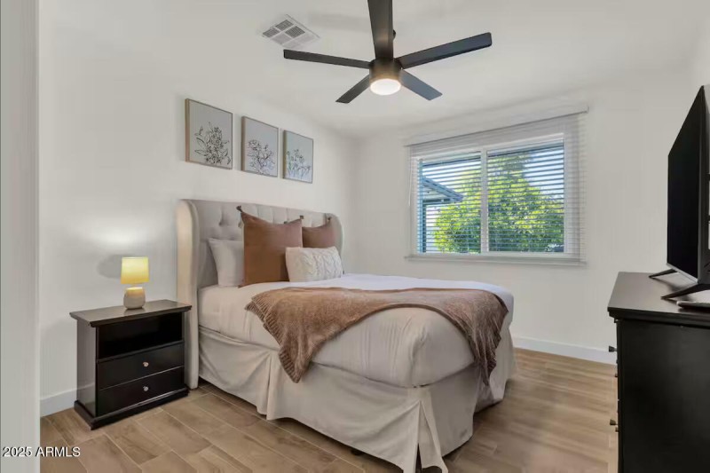 06439118-6e75-44dc-8c03-de1730480a9b