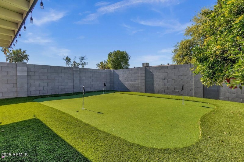 fdf9a806-ff4d-40ac-87b7-b49d65e6f69a