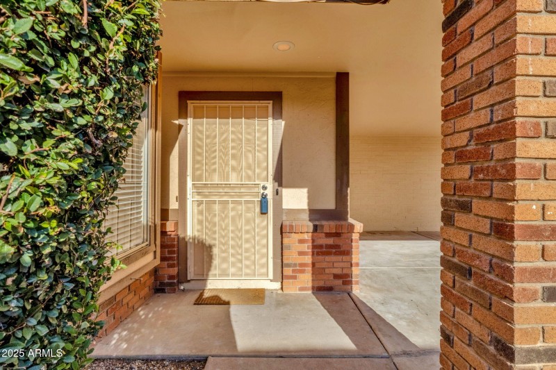 5-web-or-mls-3254-e-calypso-ave