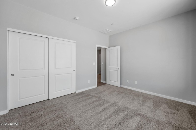 42-Bedroom 2 (2)