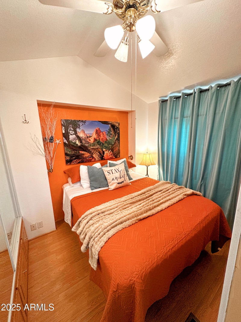 C8B1EE7A-F8DC-4A56-868F-9338C063DE29