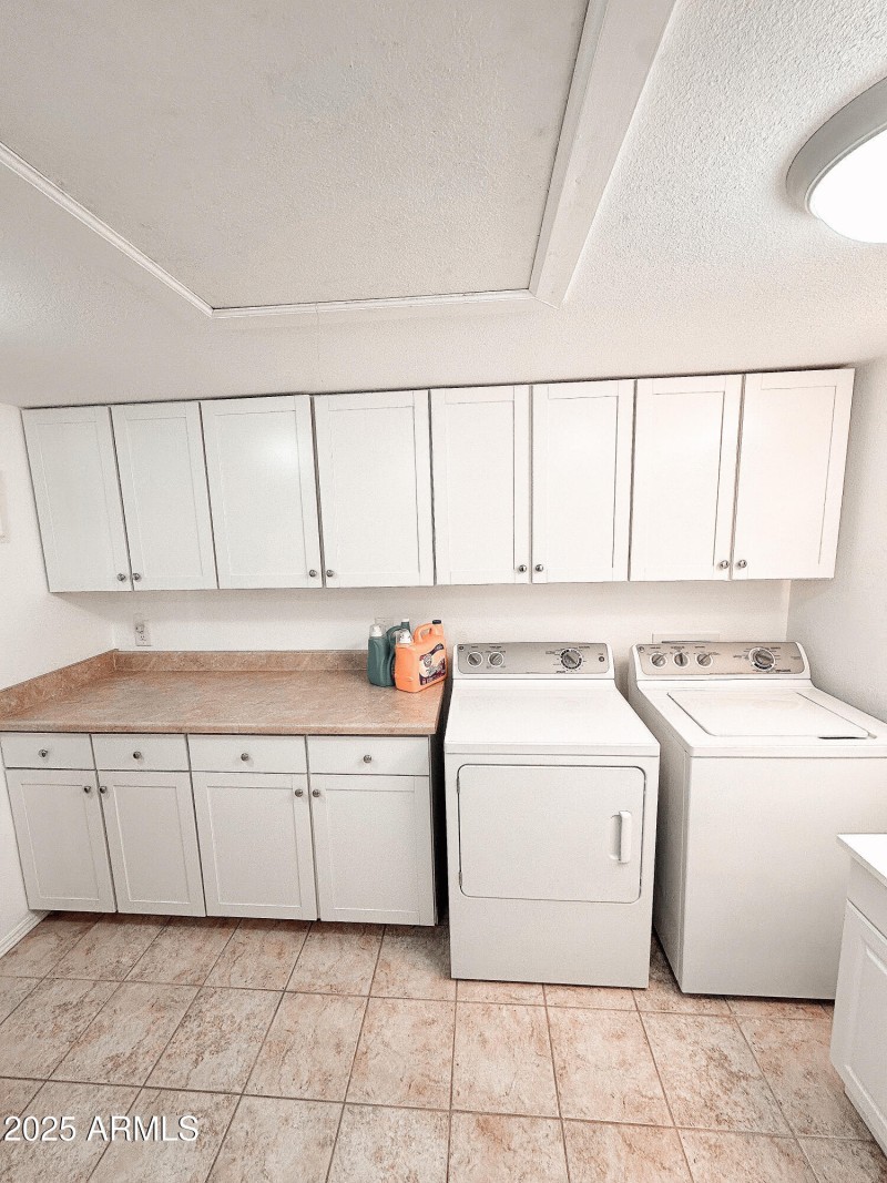 AB46505B-C50F-436E-8A64-8866F658463F