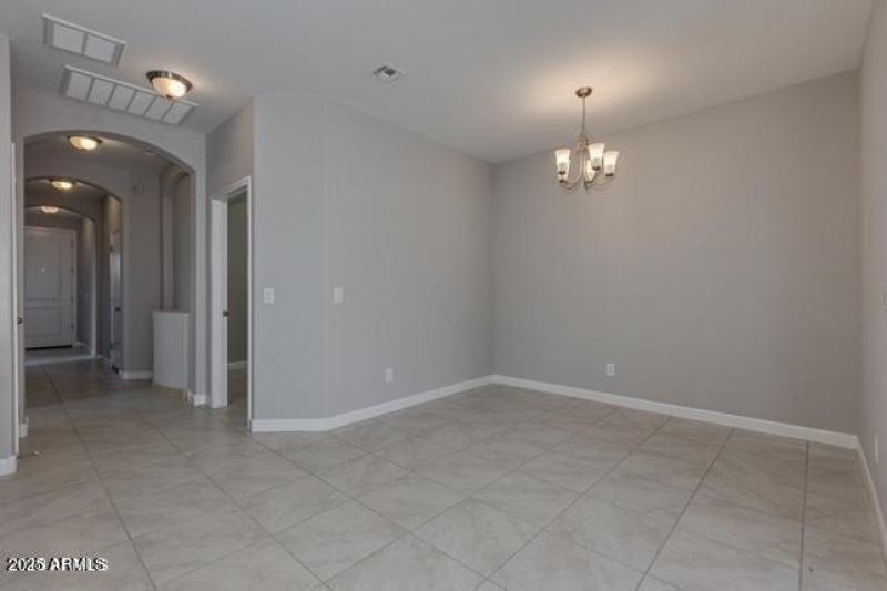 20190910202206696923000000-o