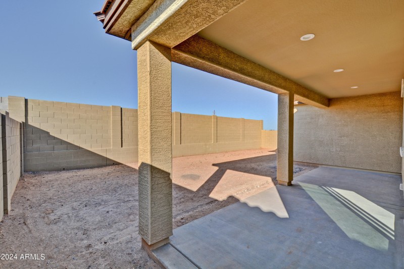 COVERED PATIO