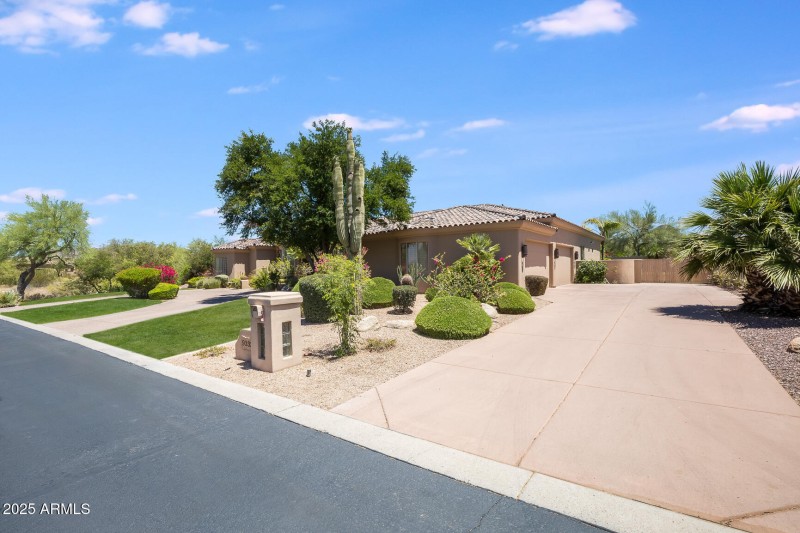 9333 N 128th Way-3