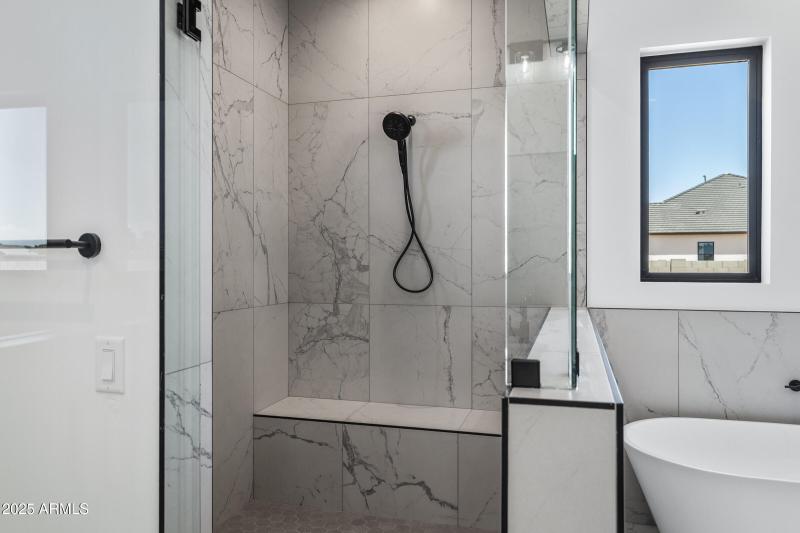 3933 E Freeman Ln-44