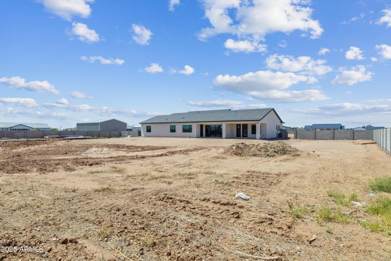 3933 E Freeman Ln-50