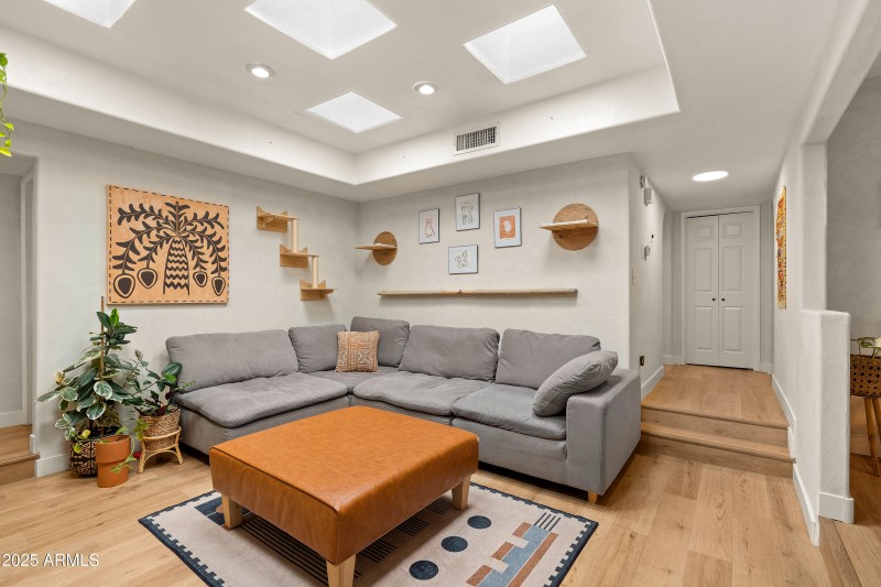 2 Interiors-9