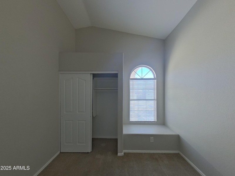 17_pc_r0sKbWE4Yg_1CIVRkI1wW_layout_0