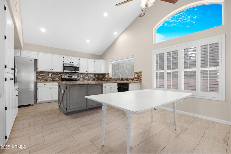 Kitchen 1