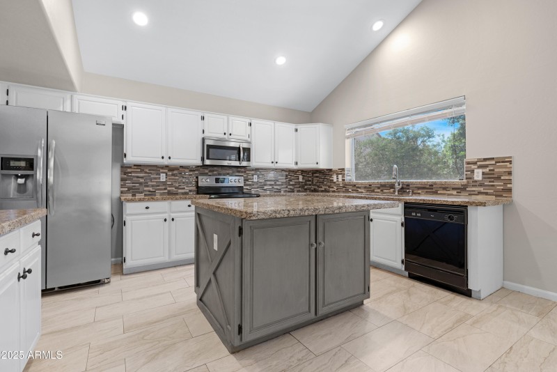 Kitchen 3