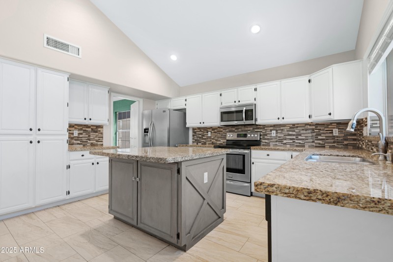 Kitchen 5