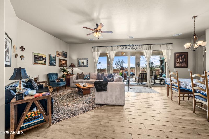 Interior - 6760 Vaquero Cir-3