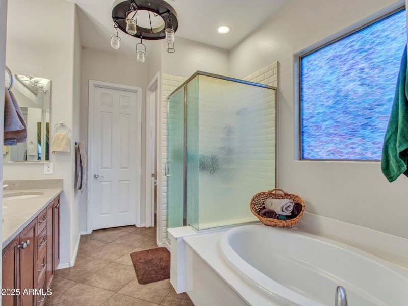 12-Primary-bath-(1)