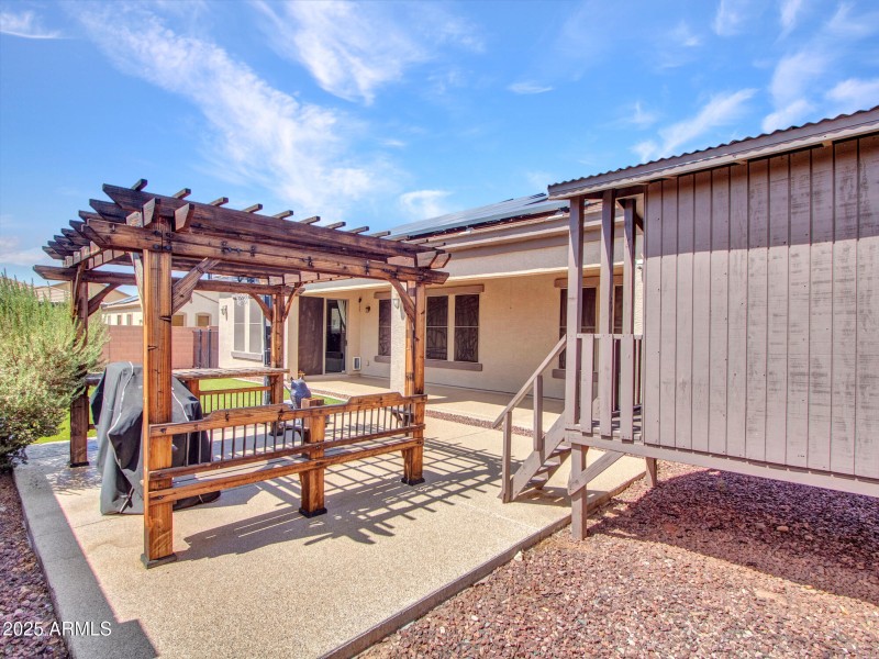14-Backyard-(8)