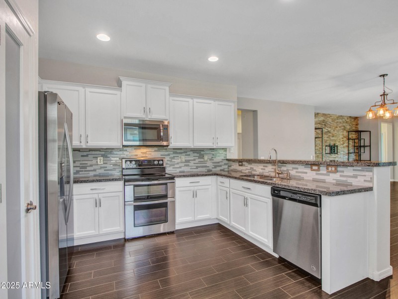 04-Kitchen-(1)