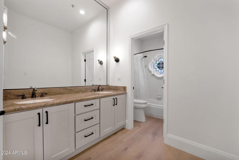 67-web-or-mls-40-print-P1097670