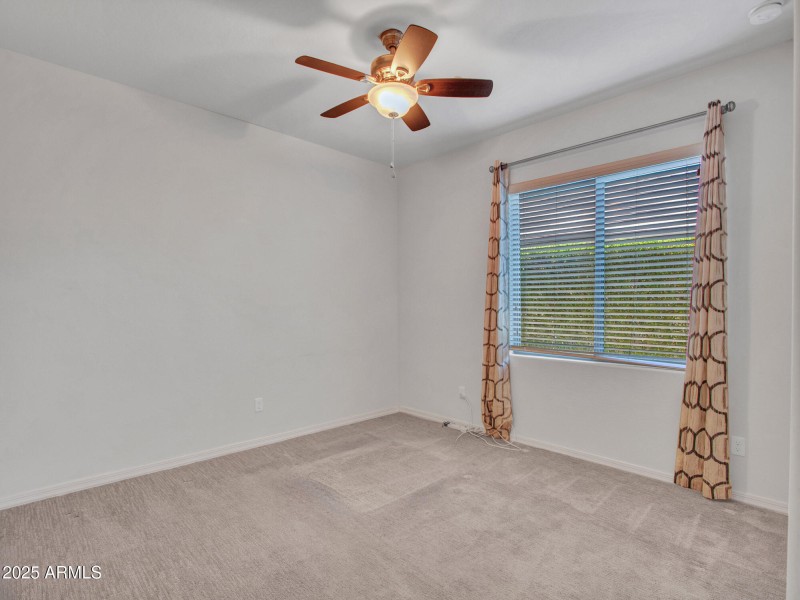 08-Bedroom-(1)