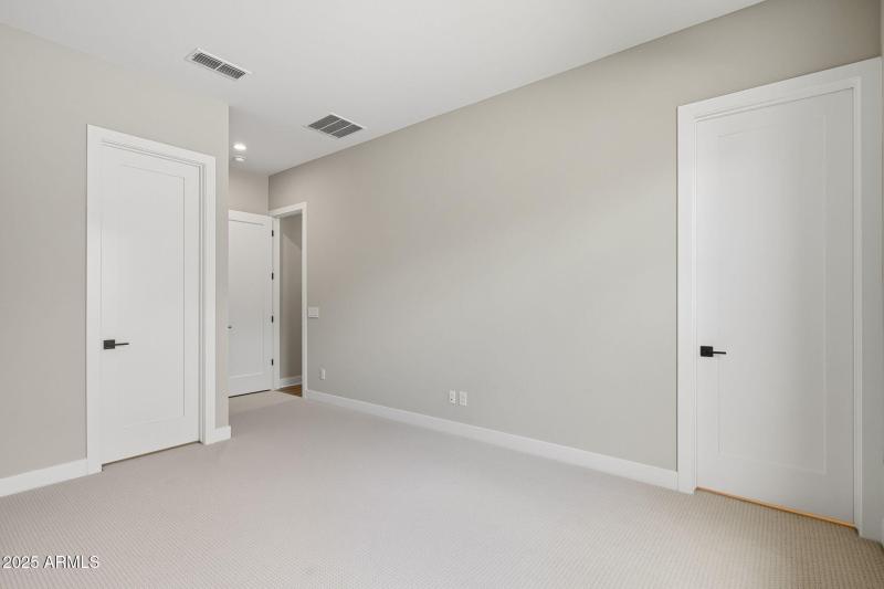 24-web-or-mls-218th-24