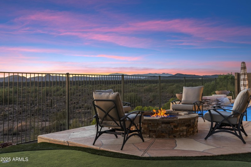 Fire Pit / Views