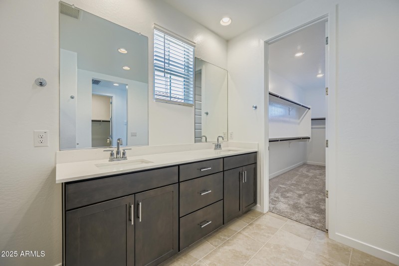 Owners Bath
