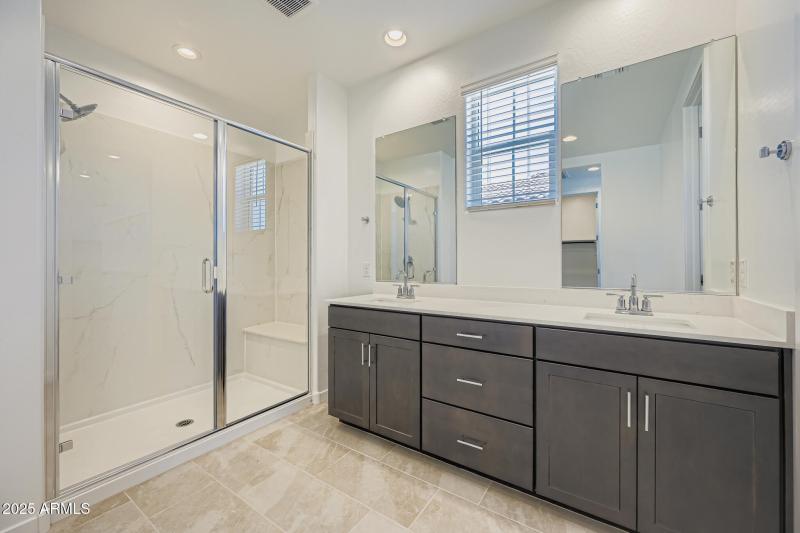 Owners Bath