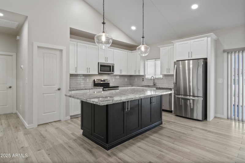 Kitchen (2)