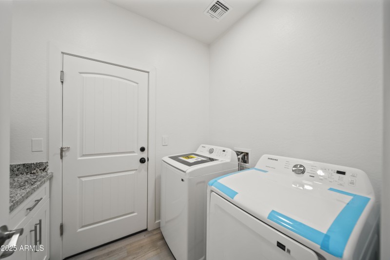Laundry w Brand New Washer Dryer