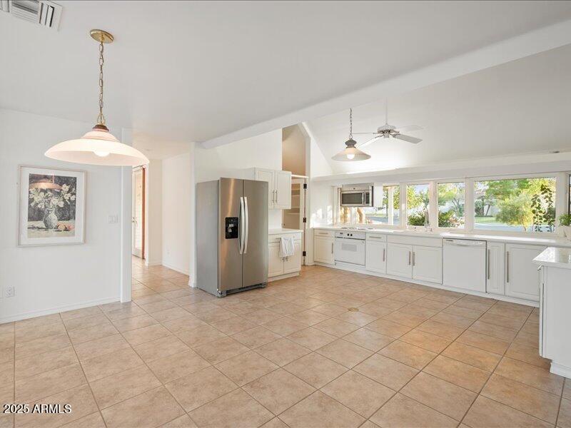 11-Dining to Kitchen