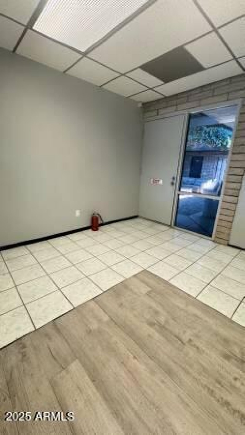 00101_11xm5FxtxNw_0gl0t2_600x450