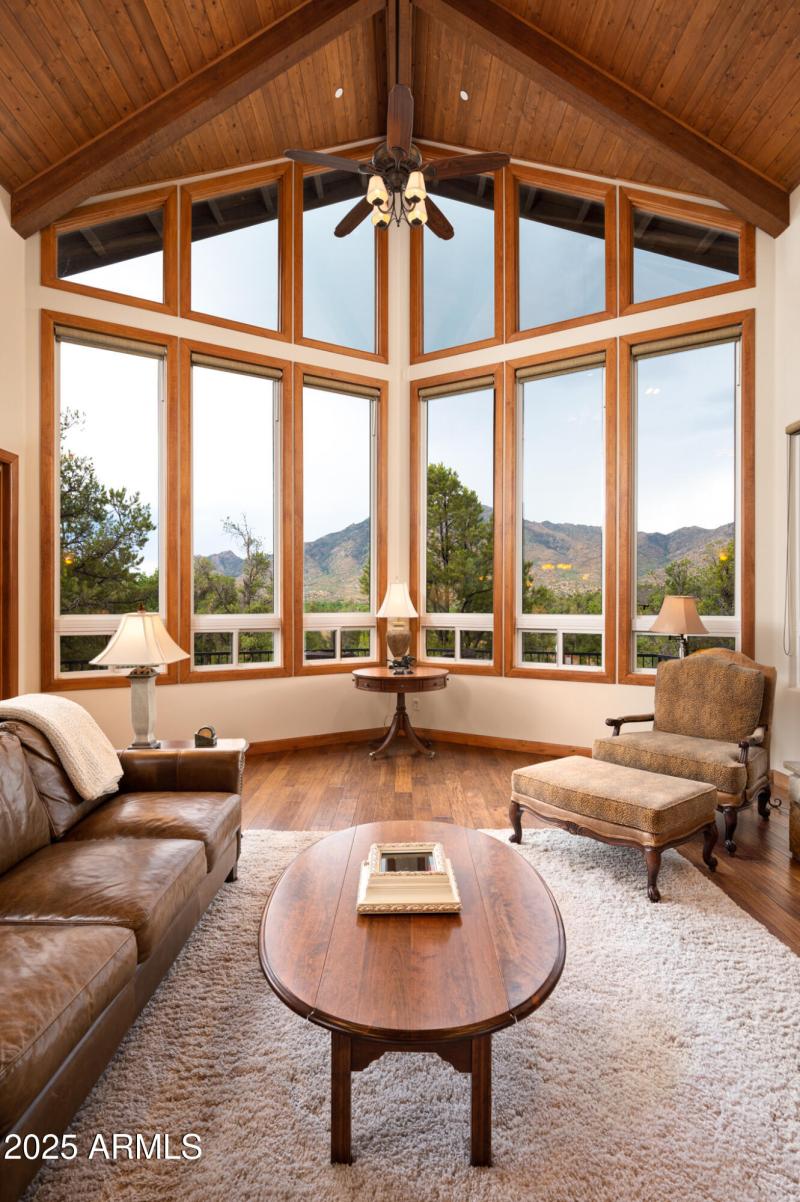 4490WJulesbergCir-9