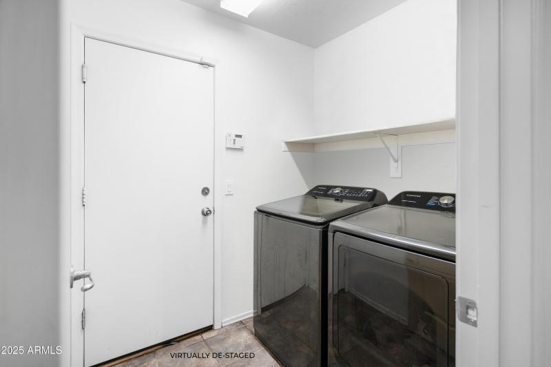 44355WOsterDr-41-2-VirtuallyDe-Staged