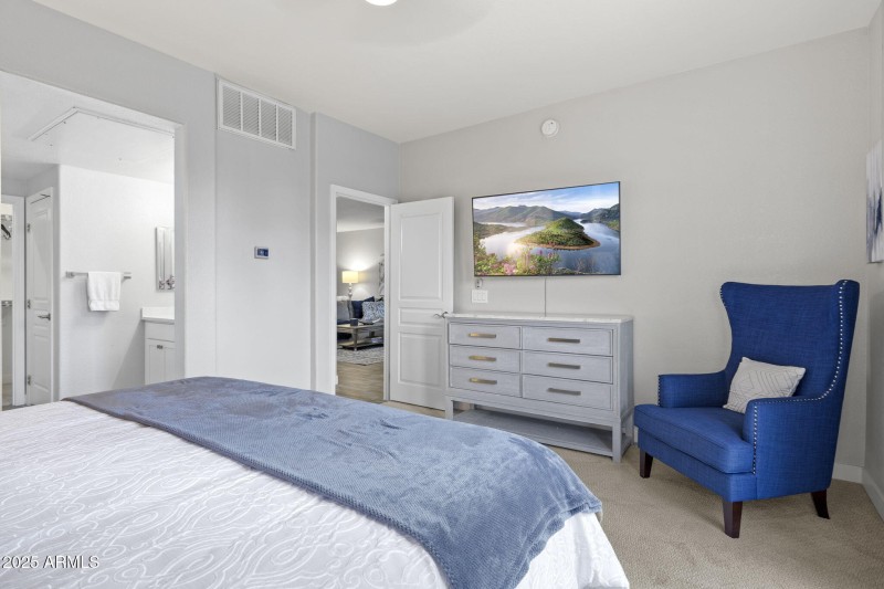 MASTER BEDROOM