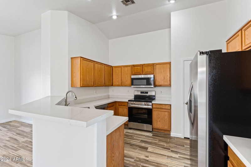 21-web-or-mls-Done Interior-33