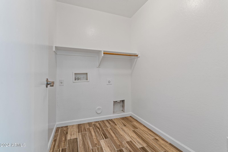 33-web-or-mls-Done Interior-8