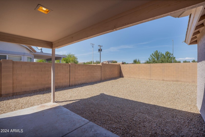 49-web-or-mls-Exterior JH-2