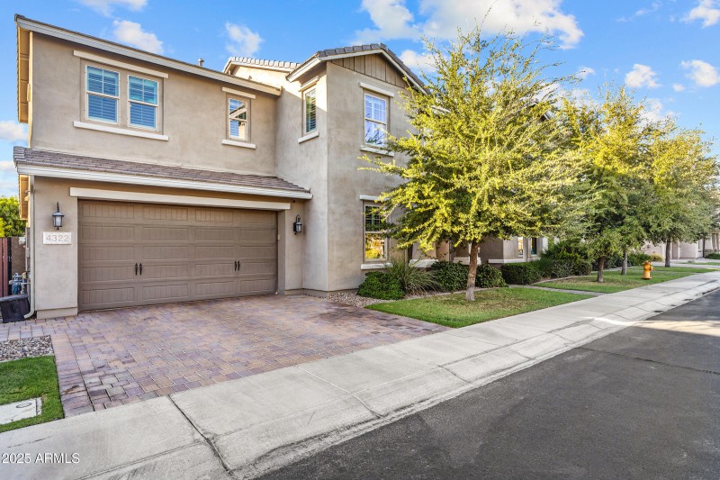 4322 S Gardenia Dr