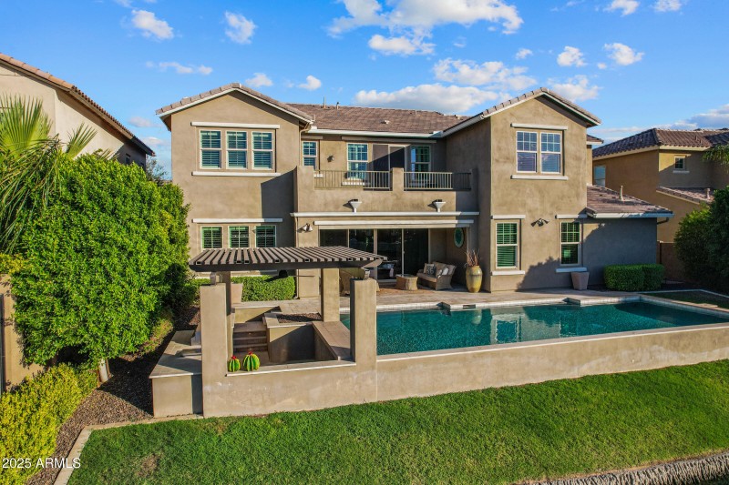 4322 S Gardenia Dr