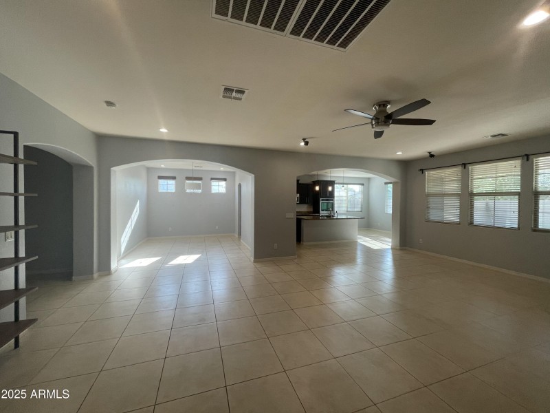 803F7620-F342-489E-80D9-A4A9B5BCA705