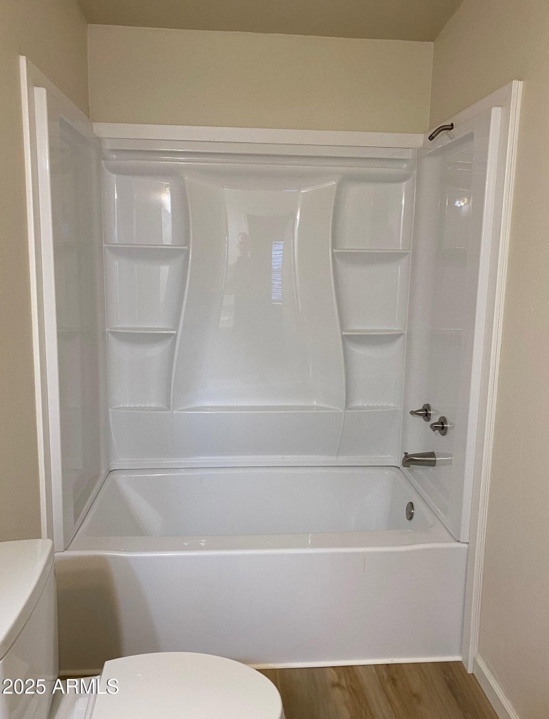 18 m bath